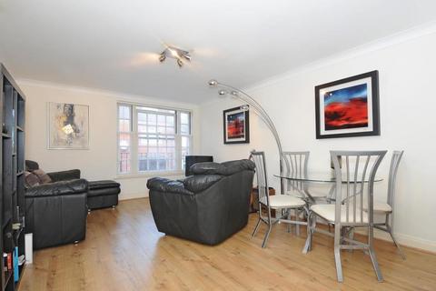 2 bedroom flat for sale, Newbury,  Berkshire,  RG14