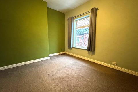 2 bedroom terraced house to rent, Livingstone Street, Leek