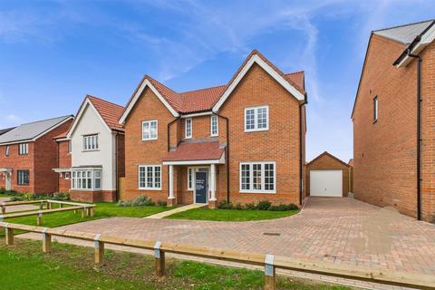4 bedroom detached house for sale, Starling Close, Long Melford