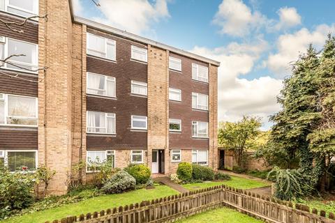 undefined, Stourton Avenue, Hanworth TW13