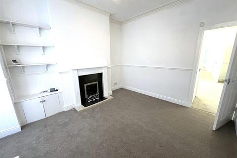 2 bedroom terraced house to rent, Campbell Terrace, Stoke-On-Trent ST1