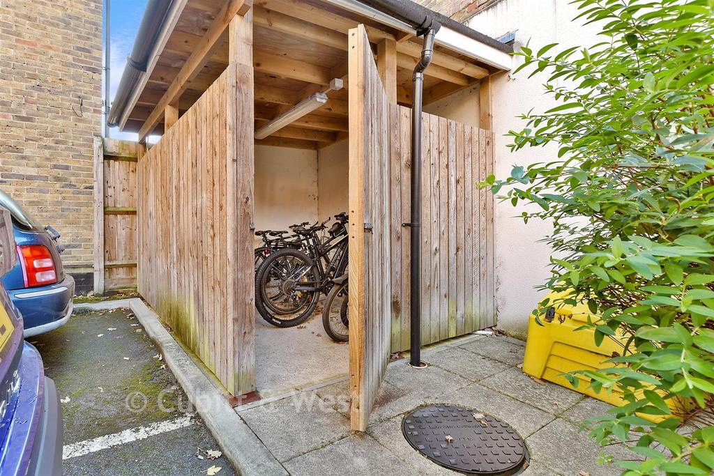 External Lifestyle Photograph