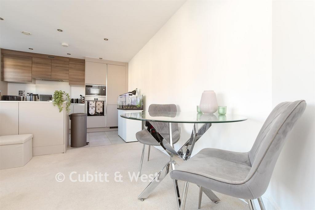 Kitchen Lounge/Diner