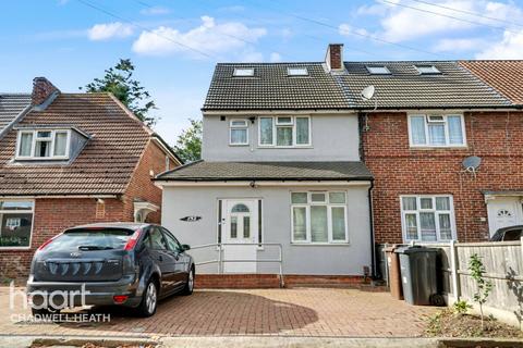 4 bedroom end of terrace house for sale, Valence Avenue, Dagenham