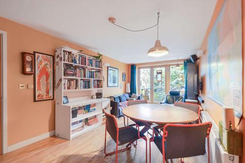 2 bedroom apartment for sale, at Saffron House, Ramsgate Street, London E8