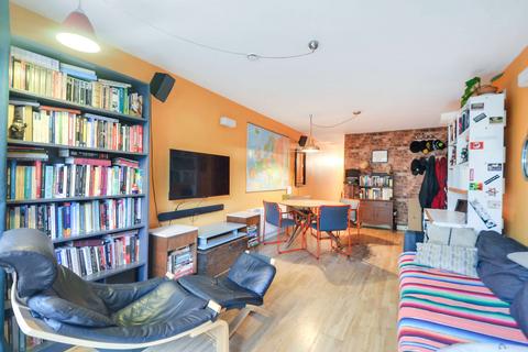 2 bedroom apartment for sale, at Saffron House, Ramsgate Street, London E8