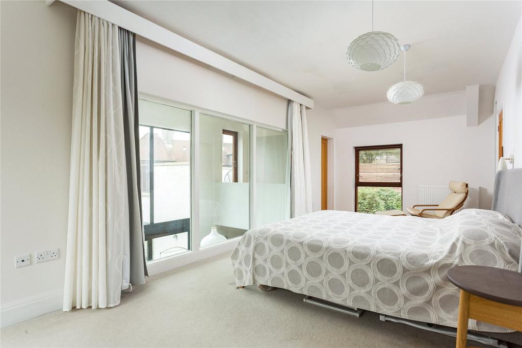 Principal Bedroom