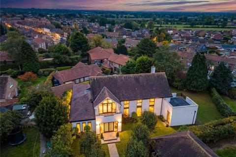 4 bedroom detached house for sale, Church Hill, Easingwold, York, YO61