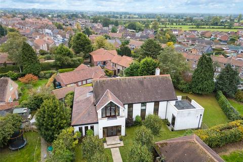 4 bedroom detached house for sale, Church Hill, Easingwold, York, YO61