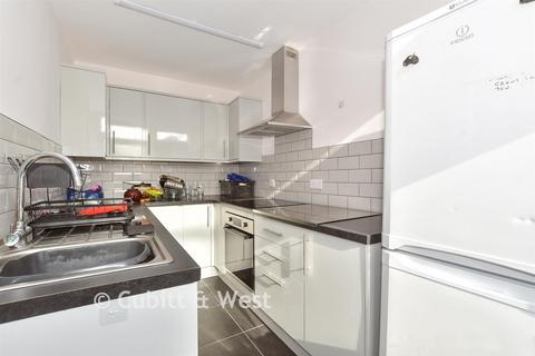 undefined, Tanfield Court, Horsham RH12