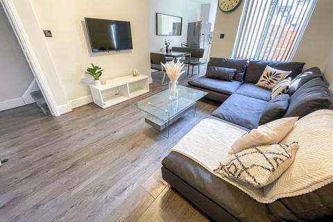 undefined, Ridley Road, L6 6DN,