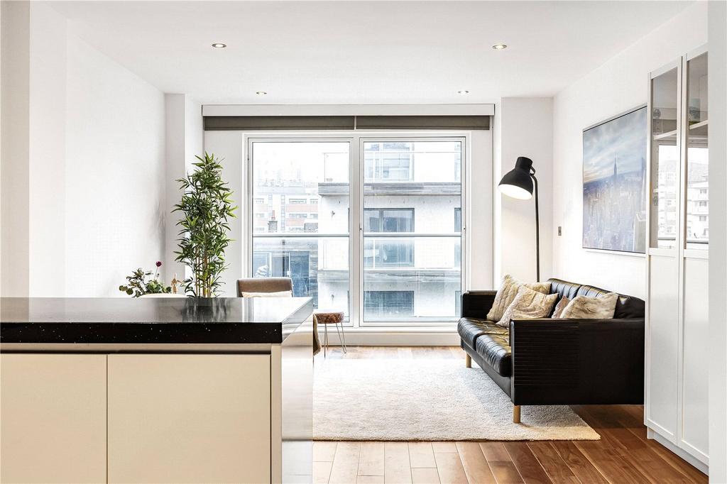 Kitchen/Reception
