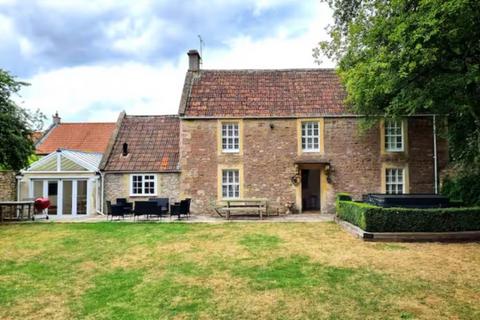 undefined, The Square, Wellow