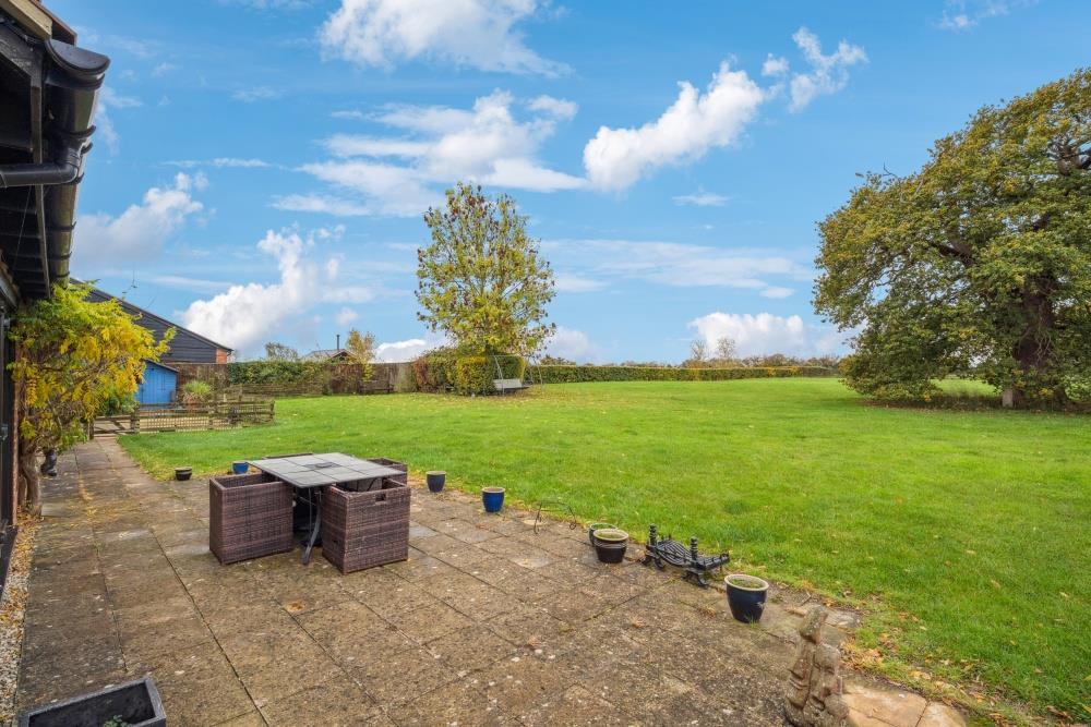 DSC06806-bf7418f1929535b17999278c94295761 - 800px.