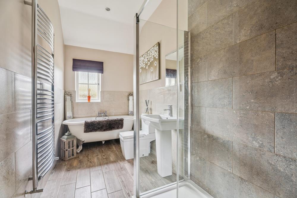 DSC06730-3b79206e1dc7809759b0bc1a0daf9717 - 800px.