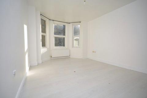 1 bedroom flat to rent, Athelstan Road, Cliftonville, CT9 2BF