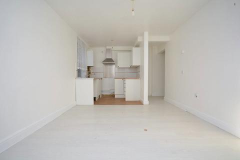 1 bedroom flat to rent, Athelstan Road, Cliftonville, CT9 2BF