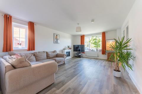 4 bedroom detached house for sale, Royal Sovereign Avenue, Norwich