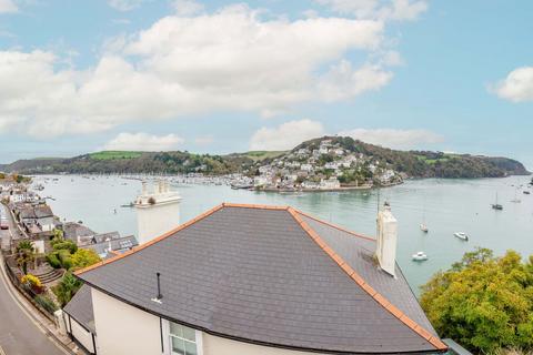 South Town, Dartmouth TQ6