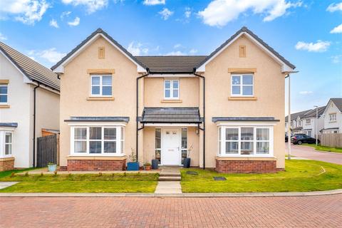 5 bedroom detached house for sale, Brotherton Forest, Livingston