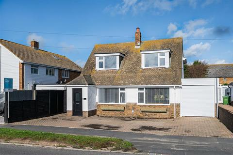 4 bedroom detached house for sale, Arundel Road, Peacehaven