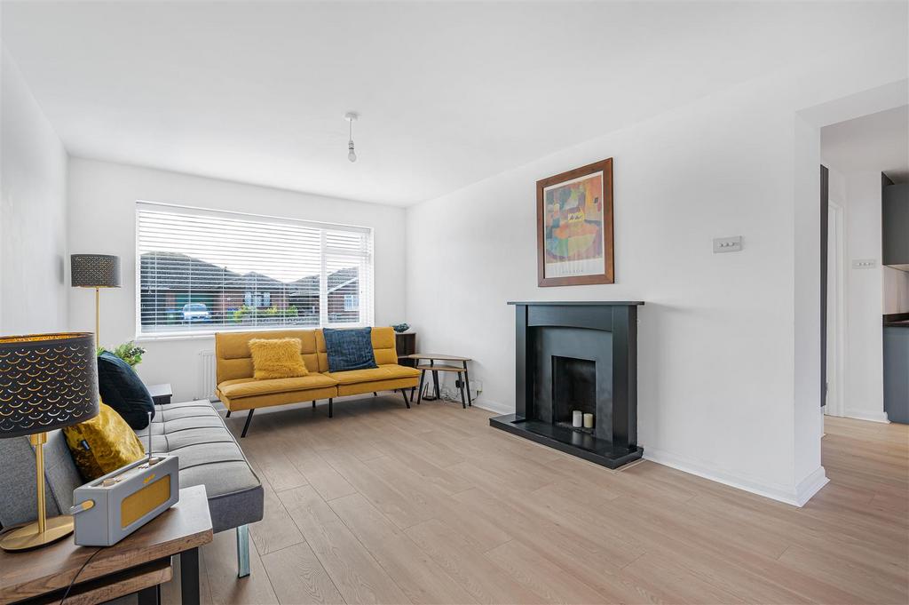 Lounge / Dining Room