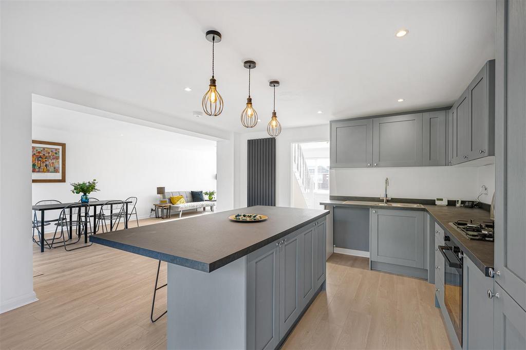 Kitchen / Breakfast Room