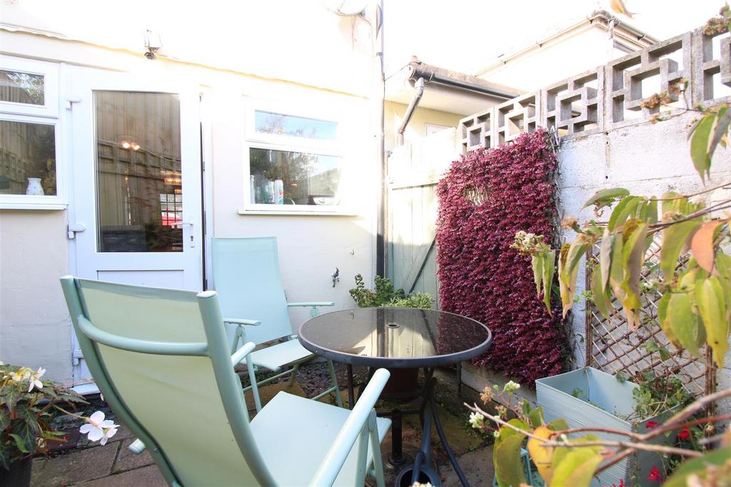 Garden2.JPG