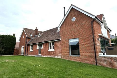 undefined, Romsey Road, Whiteparish