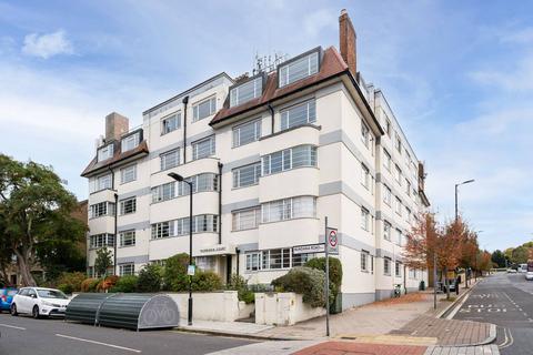 3 bedroom flat for sale, Forest Hill Road, East Dulwich, London, SE22