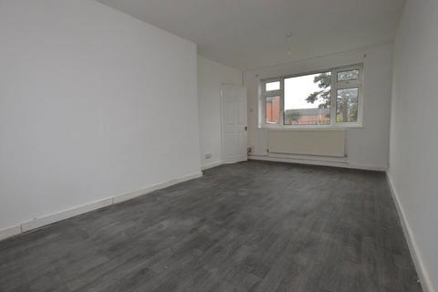 2 bedroom townhouse to rent, Borsdane Avenue, Hindley