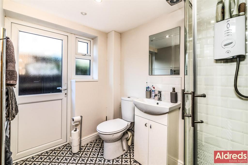 Ground floor shower