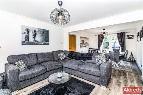 undefined, Mount Pleasant, Lowestoft, Suffolk, NR32