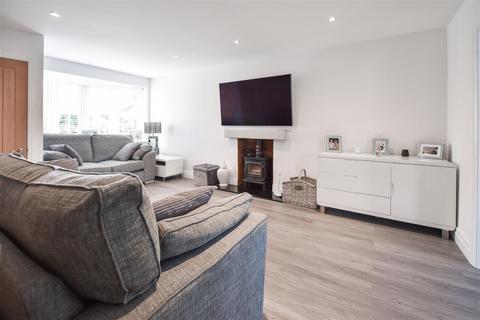 4 bedroom detached house for sale, Granary Meadow, Wyatts Green