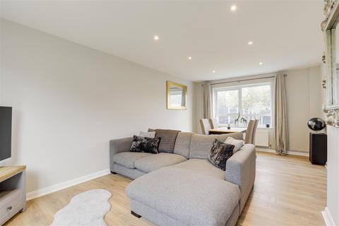 3 bedroom end of terrace house for sale, Bunting Close, Ilkeston DE7