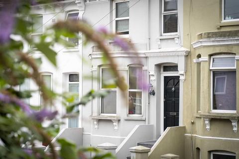 Mayo Road, Brighton