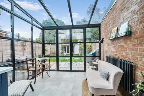 3 bedroom house for sale, Moorlands Road, Camberley GU15