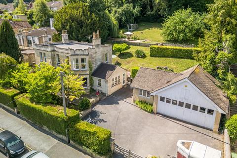4 bedroom detached house for sale, Devizes Road, Box
