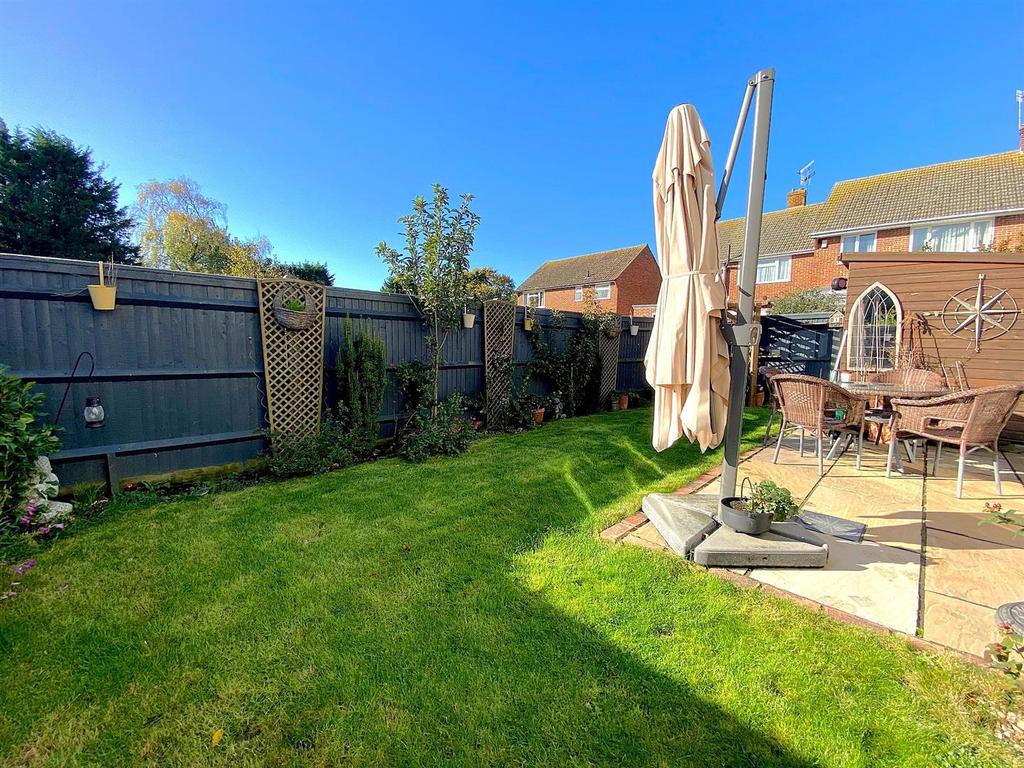 56 C Haslam Crescent - Garden2.jpg