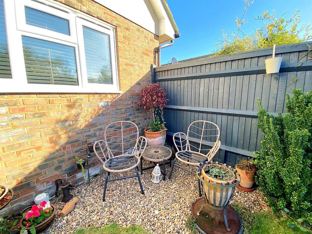56 C Haslam Crescent - Garden1.jpg