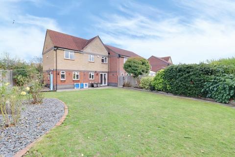 47 Chelmer Drive, South Ockendon, RM15 6EE