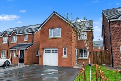 4 bedroom detached house to rent, Harrow Drive, Preston