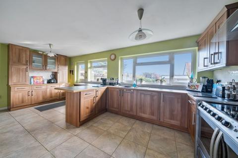 undefined, Trinity, Moor End Road, Radwell, Bedford