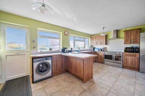 undefined, Trinity, Moor End Road, Radwell, Bedford