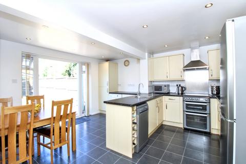 3 bedroom end of terrace house for sale, Parishes Mead, Stevenage SG2