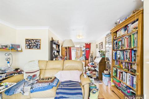 3 bedroom semi-detached house for sale, Birdhill Avenue, Berkshire RG2