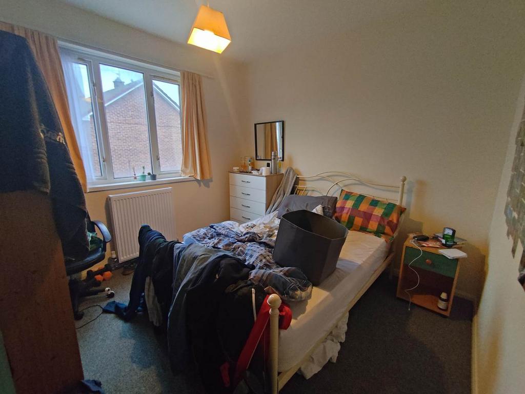 First Floor Rear Bed
