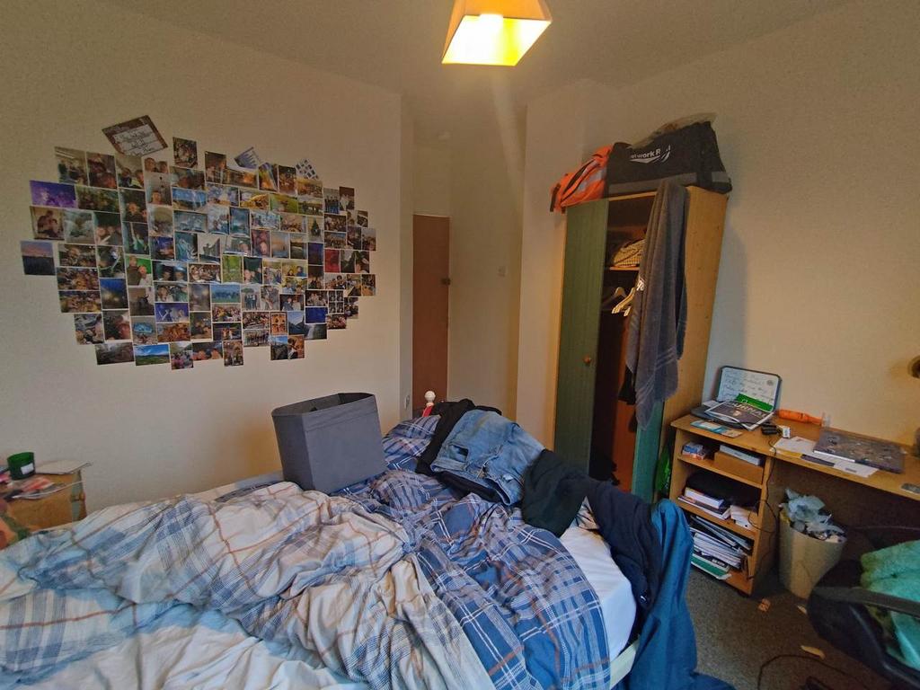 First Floor Rear Bed