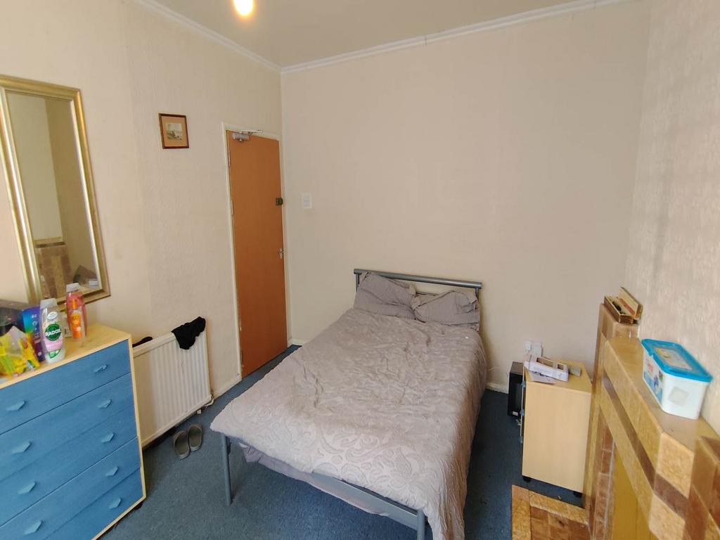 Ground Floor Front B