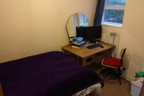 5 bedroom house to rent, Donald Street, Roath,